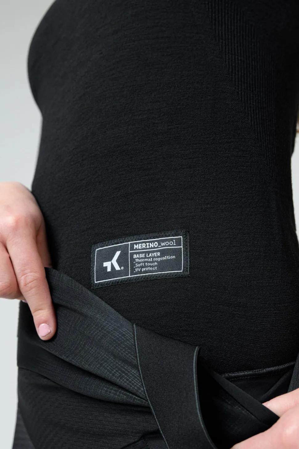 Mtb | Camisetas Interiores>GOBIK CAMISETA INTERIOR MANGA LARGA WINTER MERINO MUJER COAL