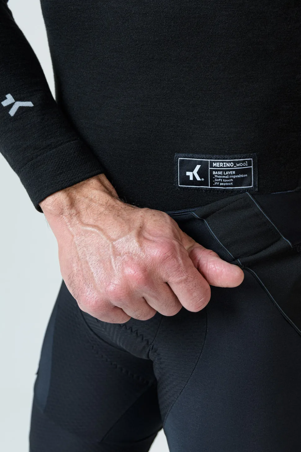Mtb | Camisetas Interiores>GOBIK CAMISETA INTERIOR MANGA LARGA WINTER MERINO HOMBRE COAL