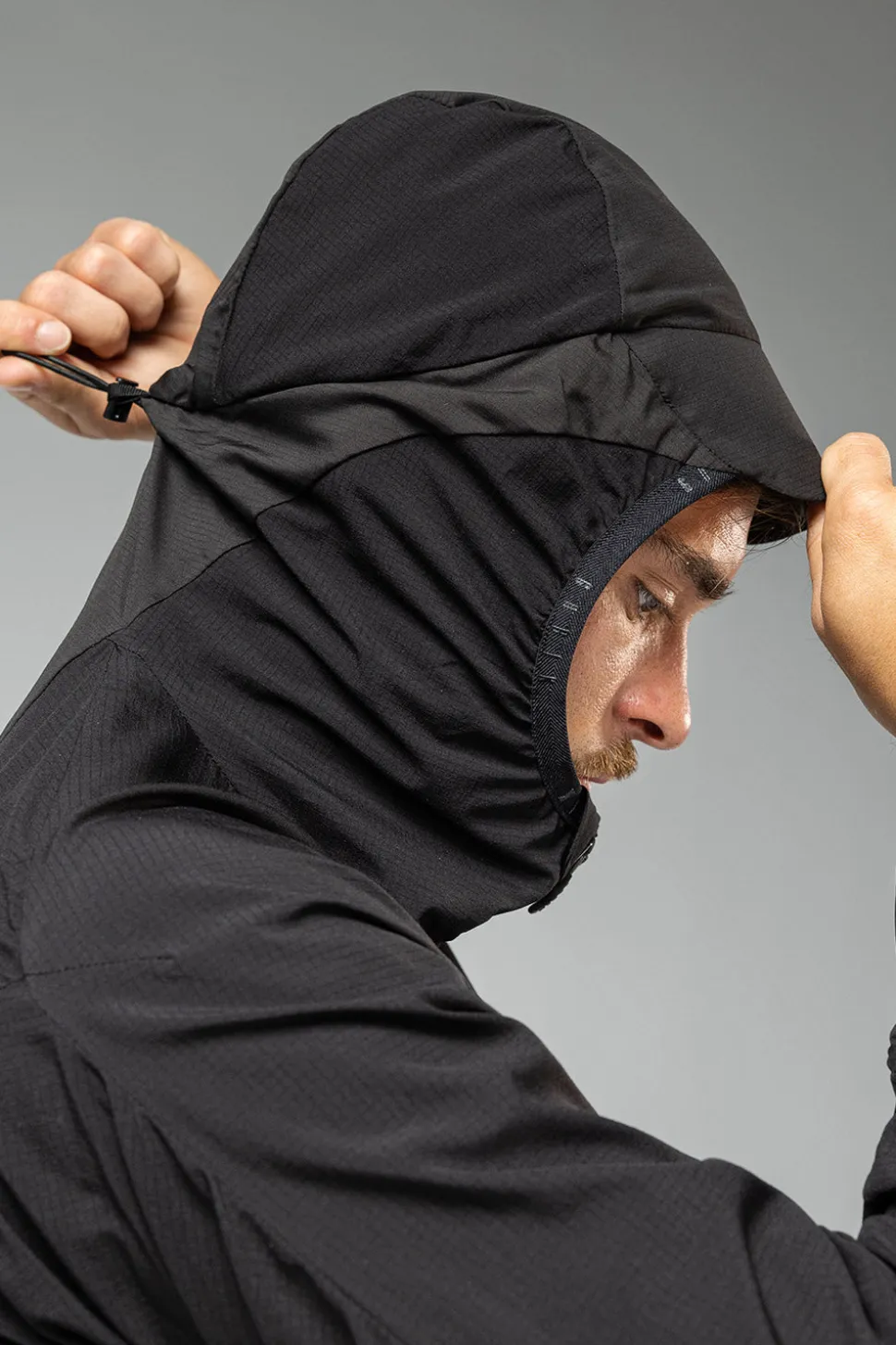 Chaquetas>GOBIK CHAQUETA LIGERA UNBEAT HOMBRE ROYAL BLACK