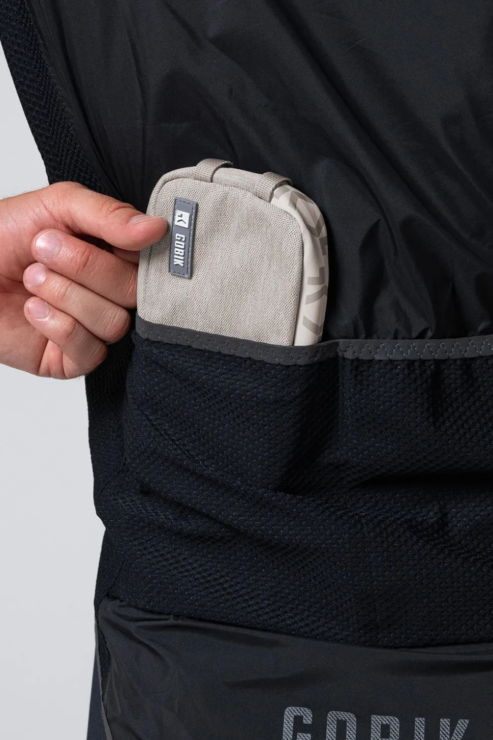 Accesorios | Accesorios>GOBIK FUNDA DE MOVIL ESSENTIAL 2.0 Tofu