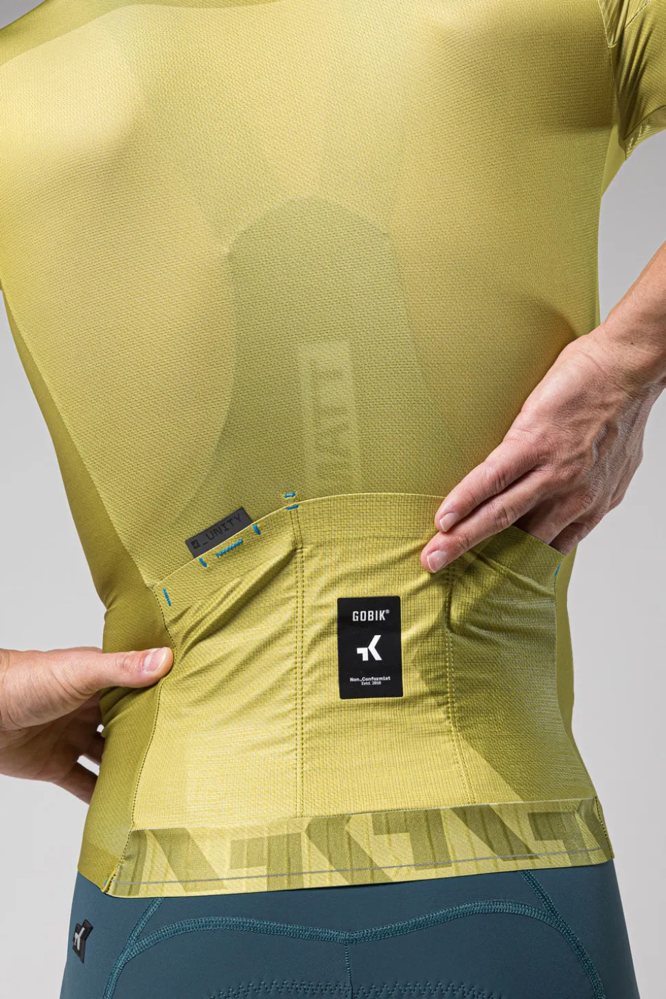Gravel | Carretera>GOBIK MAILLOT MANGA CORTA ATTITUDE 2.0 HOMBRE SPLIT GREEN SplitGreen