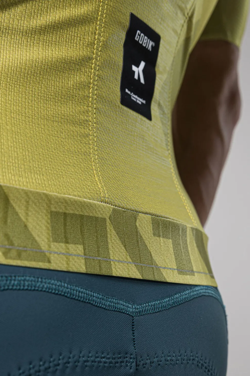 Gravel | Carretera>GOBIK MAILLOT MANGA CORTA ATTITUDE 2.0 HOMBRE SPLIT GREEN SplitGreen