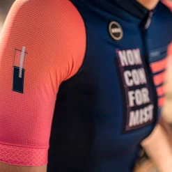 Maillots><noscript><img width=